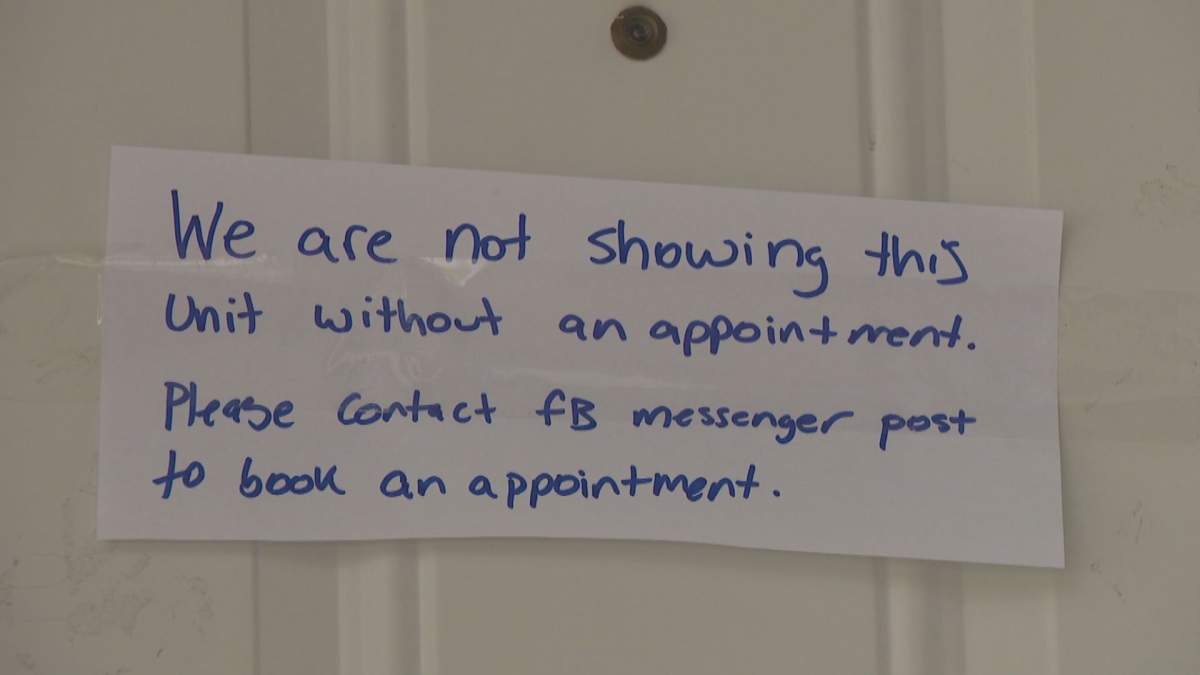 Sign on home after hopeful renters showed up unexpectedly