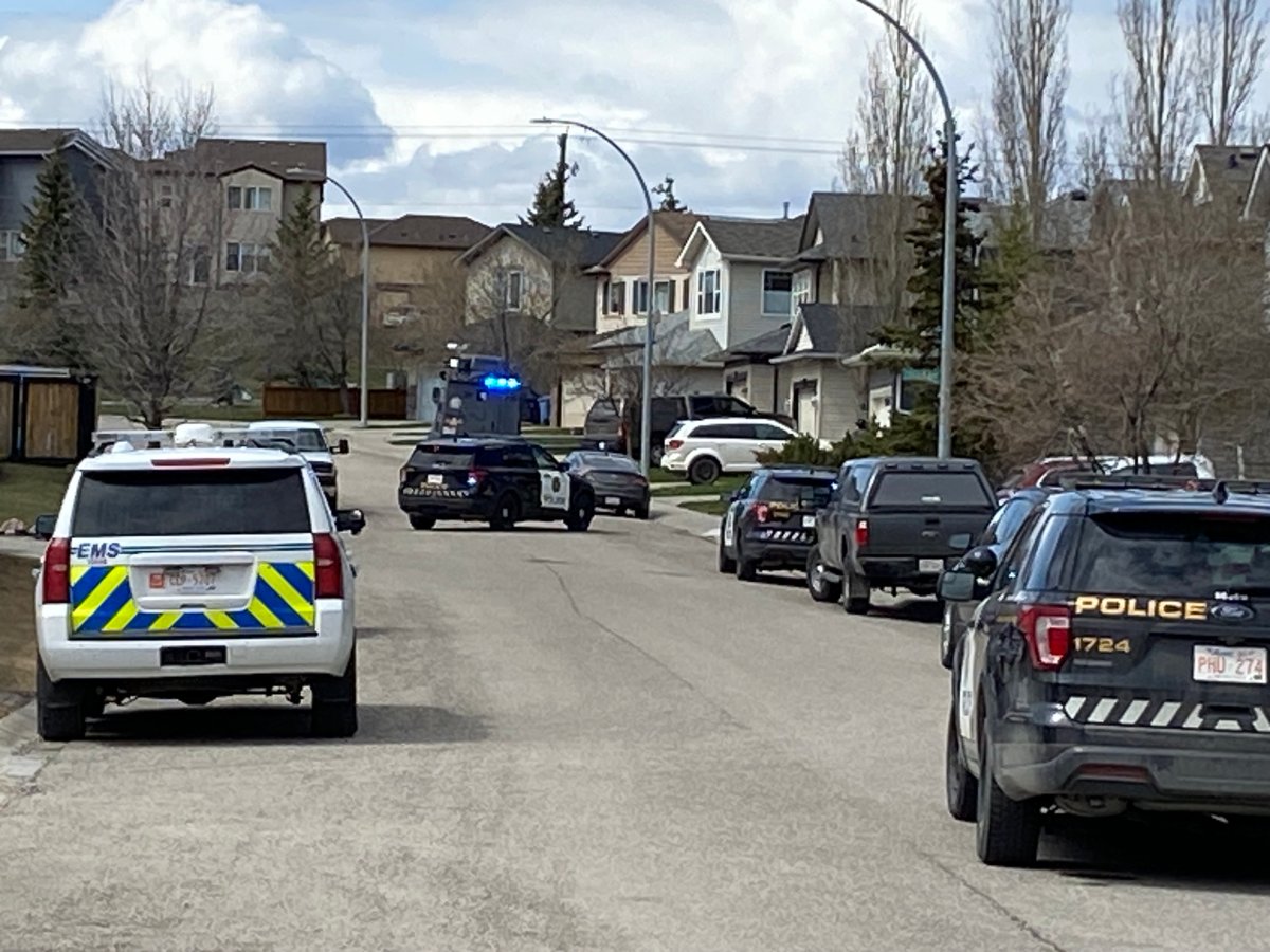 Calgary Police Service officers contained a residence in the northeast neighbourhood of Coventry Hills in relation to a domestic incident on Friday afternoon, Global News confirmed. 