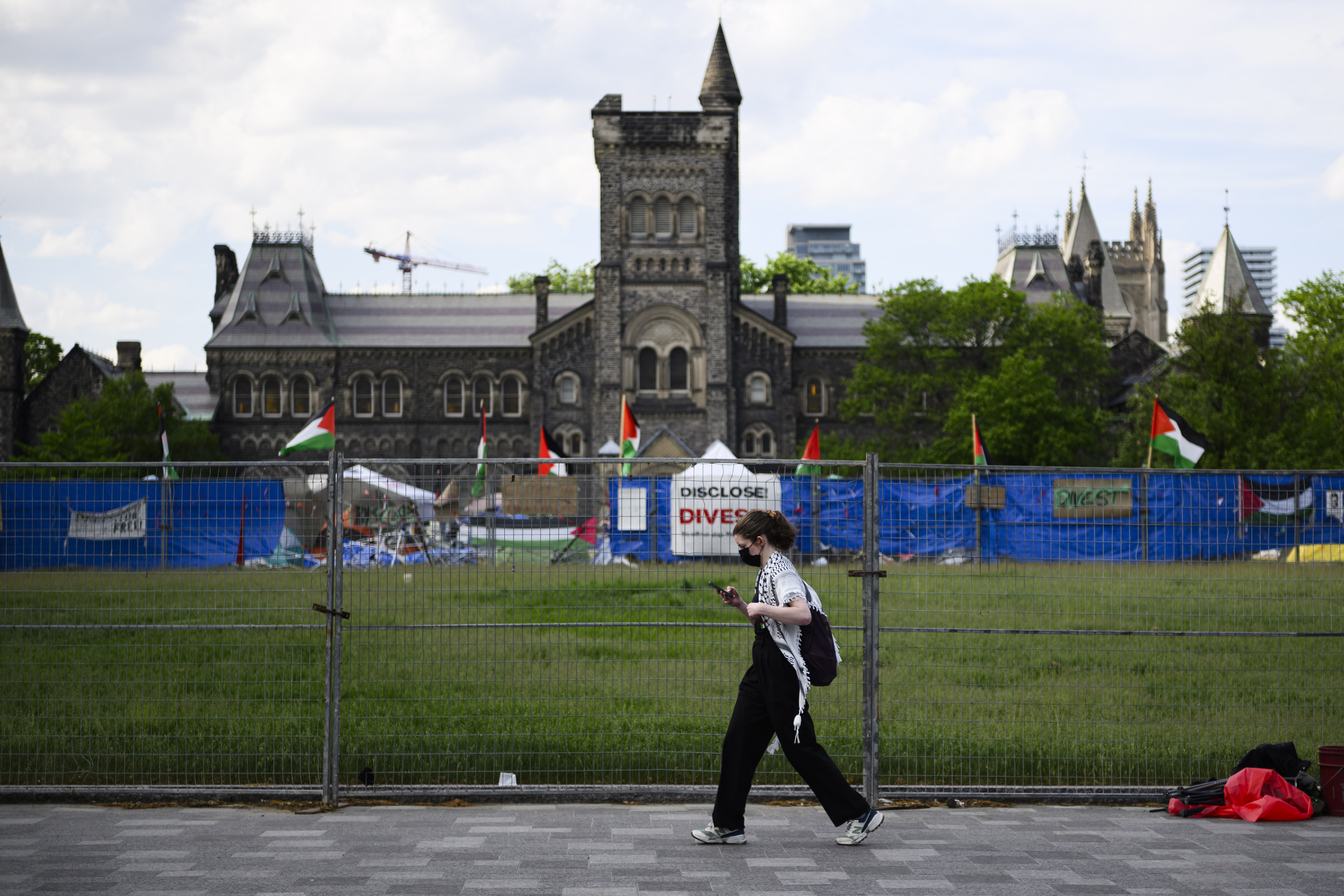 U of T encampment trespass notice sets Monday deadline