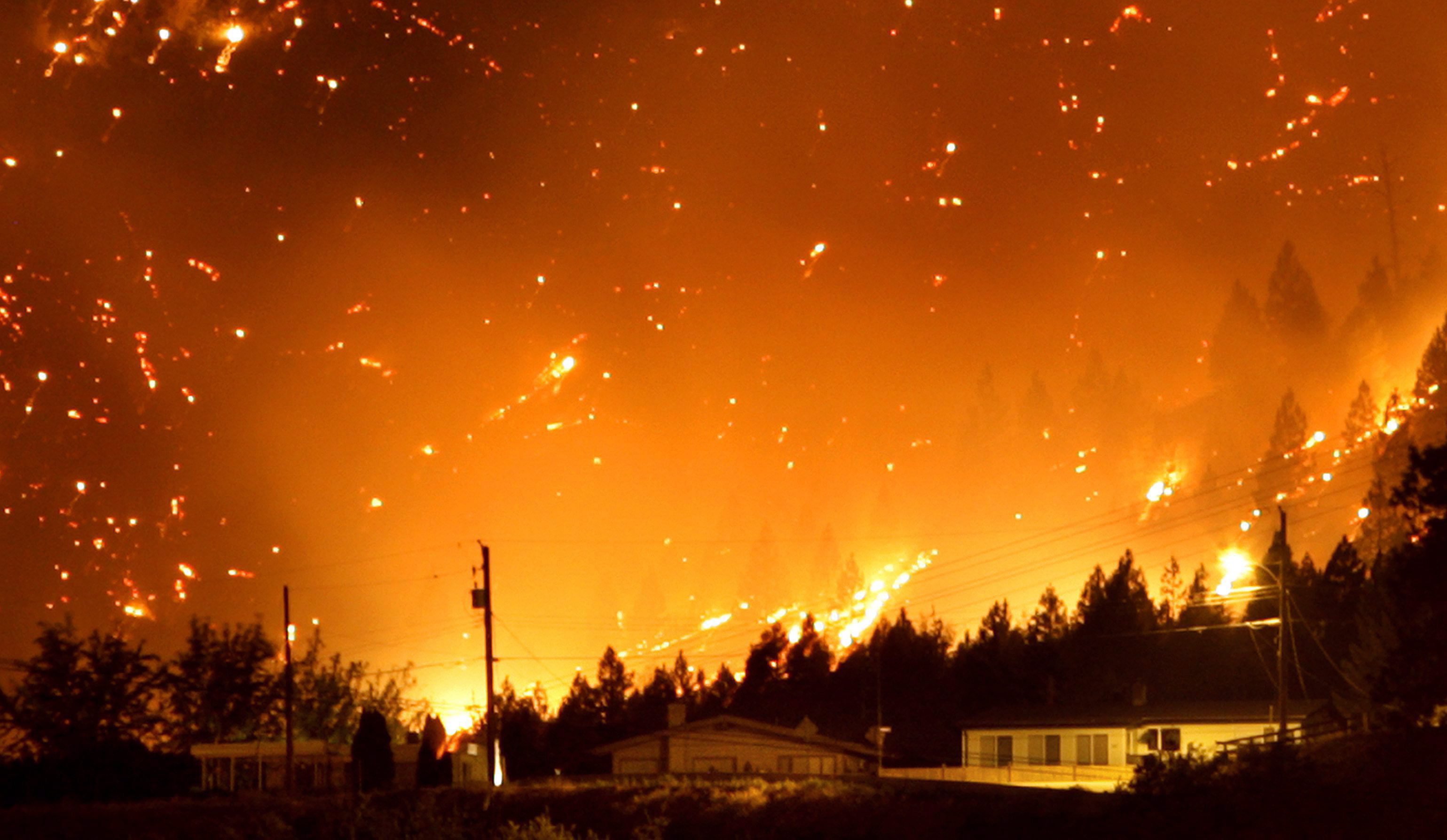 Can Canada fight wildfires at night? What to know - Vimarsana News