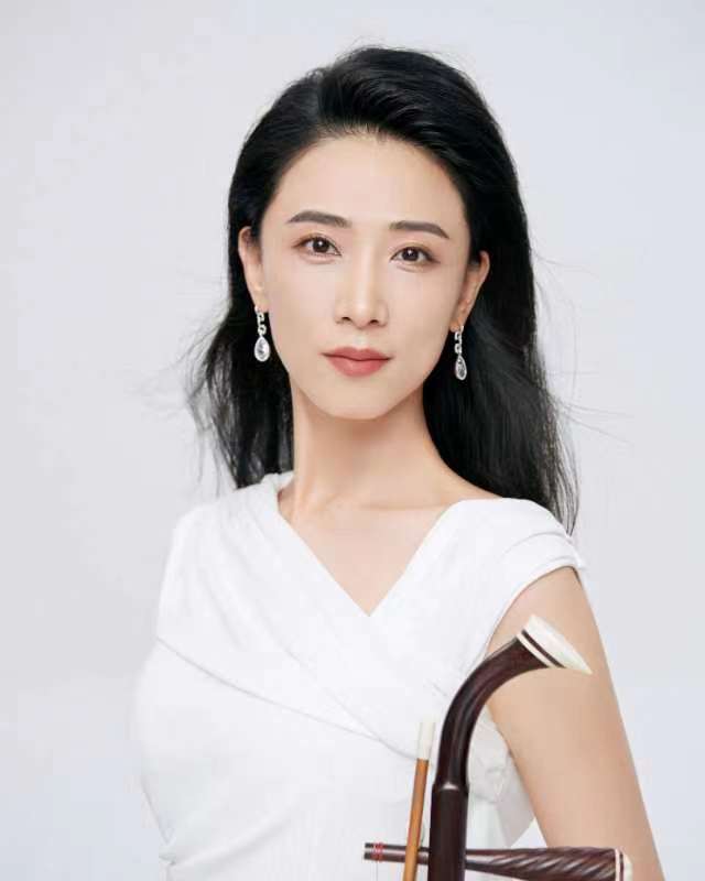 Yang Xue: The Arts of Erhu Music, Sound of Dragon Festival - image