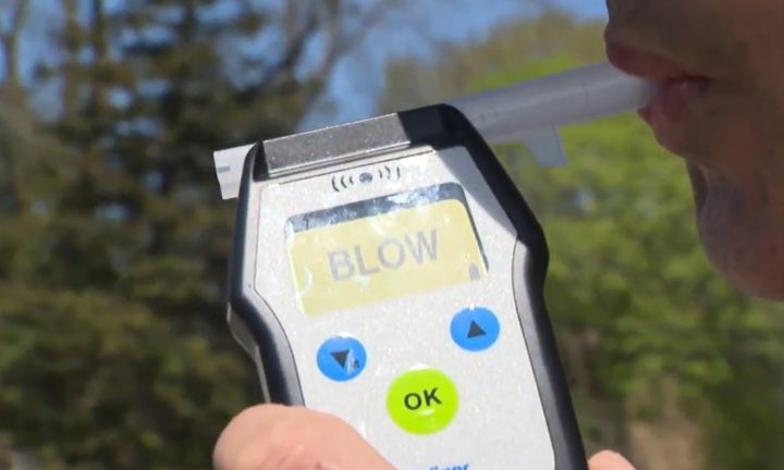 Refuse a breath test? What Ontario drivers should know under new police mandate