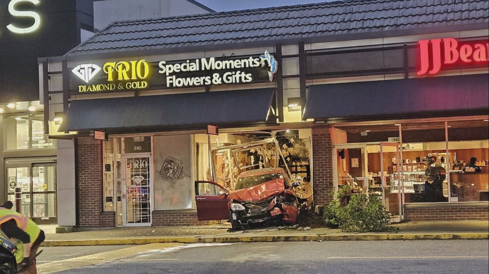 Car crashes into flower store at Park and Tilford in North Vancouver