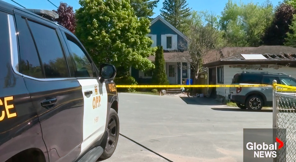 Близо година след като малко дете беше намерено мъртво на