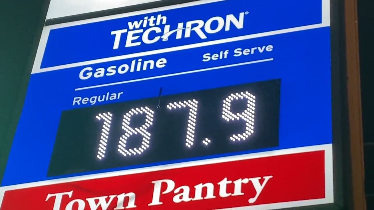 Gas prices drop overnight to $1.88 a litre in Metro Vancouver, more savings to come