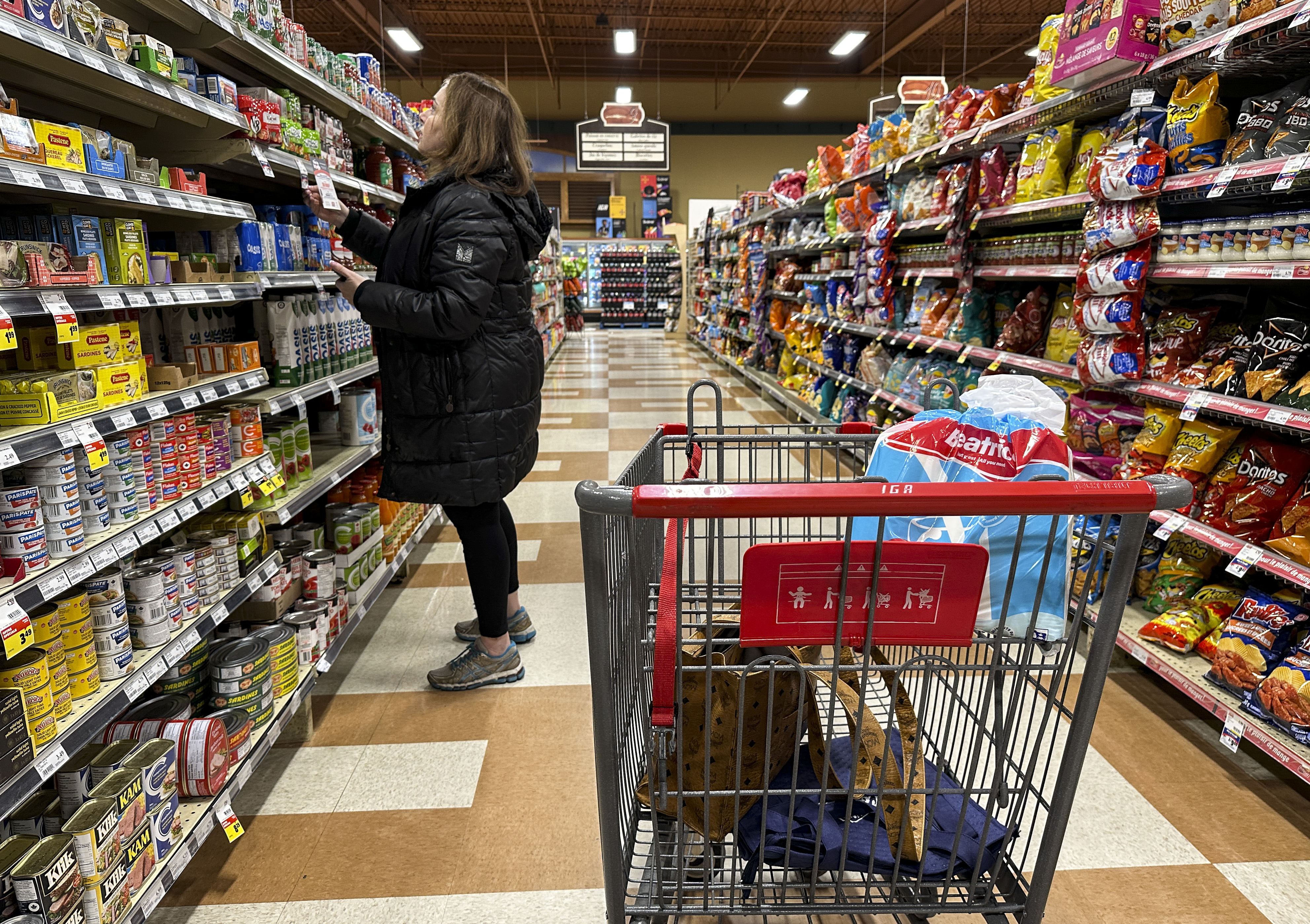 Why restrictive lease clauses could be hampering grocery competition in Canada
