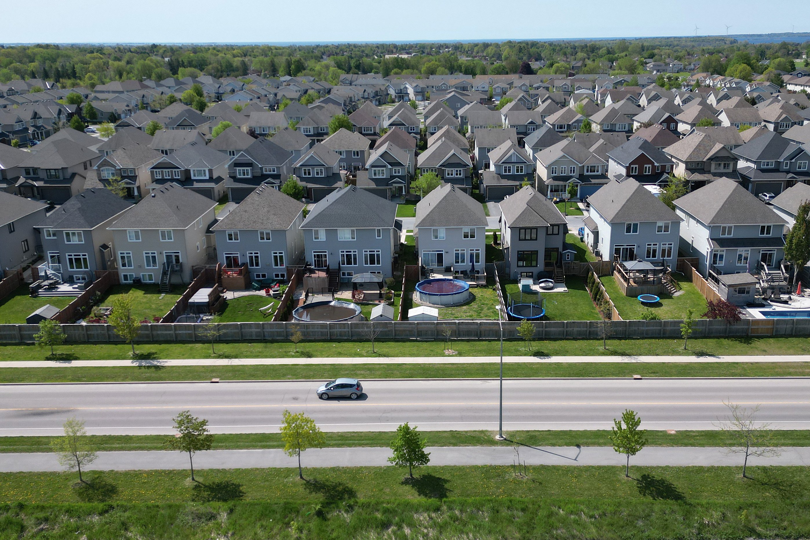 Quebec City or Edmonton? Who's moving where for affordable housing - National - Vimarsana News