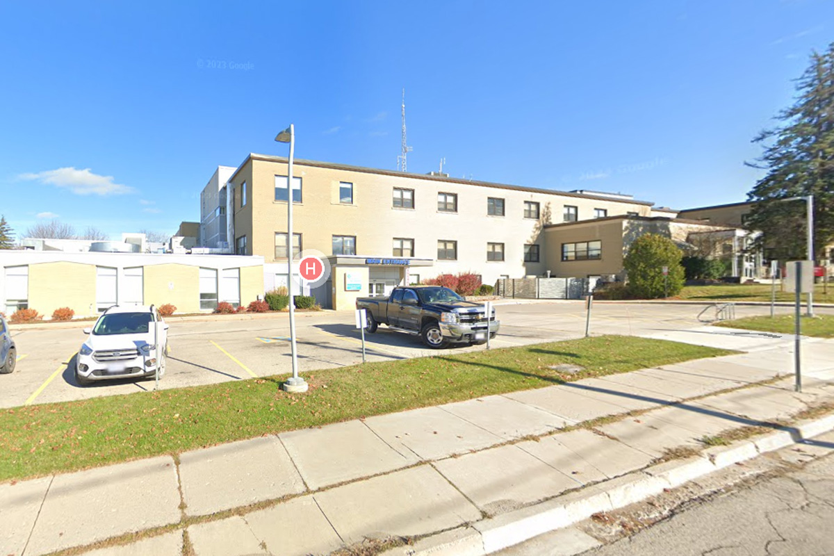 Пожар затвори спешното отделение в болницата Listowel Memorial Hospital в