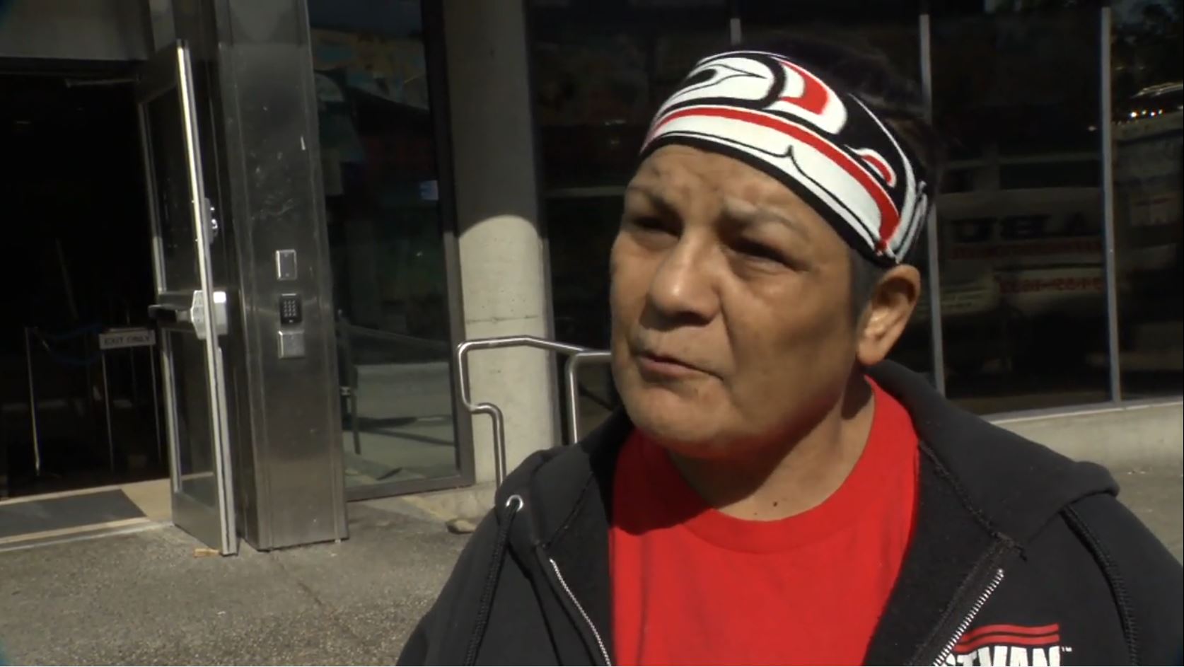 Самоопределяща се матриарх на лагера CRAB Park получи пълно освобождаване