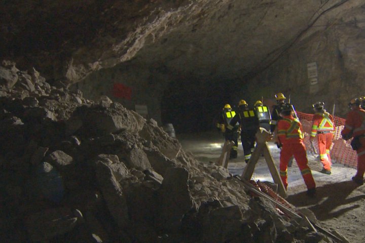Teams show off skills during Manitoba mine rescue competition