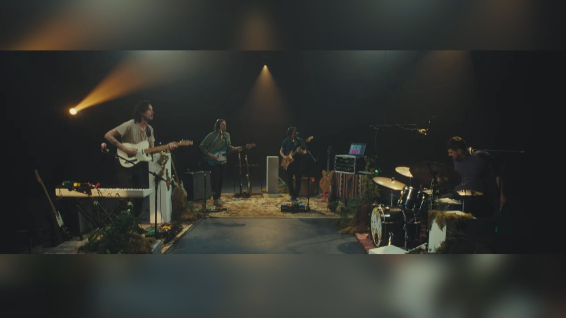 Смесица от добре известни музиканти от Оканаган се събра за