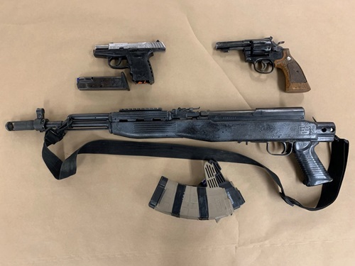 Two people are facing charges following an investigation by the Edmonton Police Service (EPS) into stolen vehicles and guns.