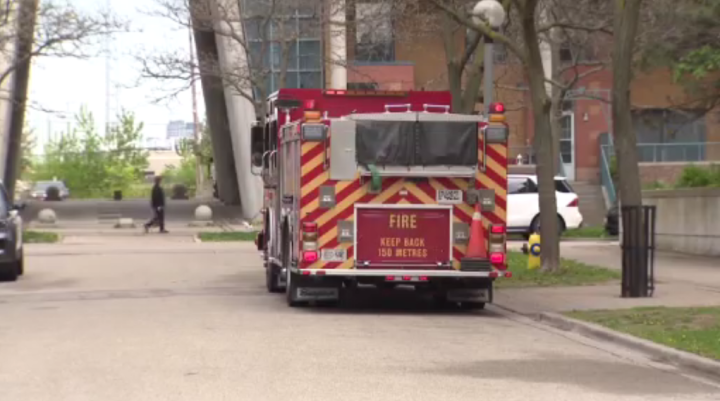 2 women seriously injured in fire in Toronto’s west end
