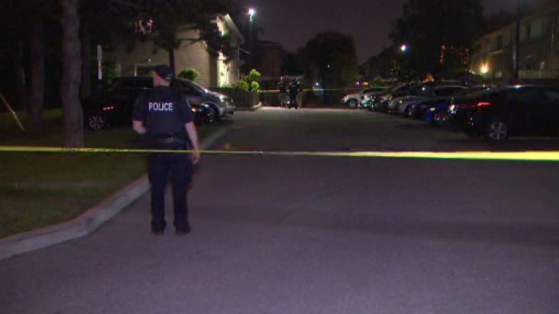 Man critically injured after shooting in North York