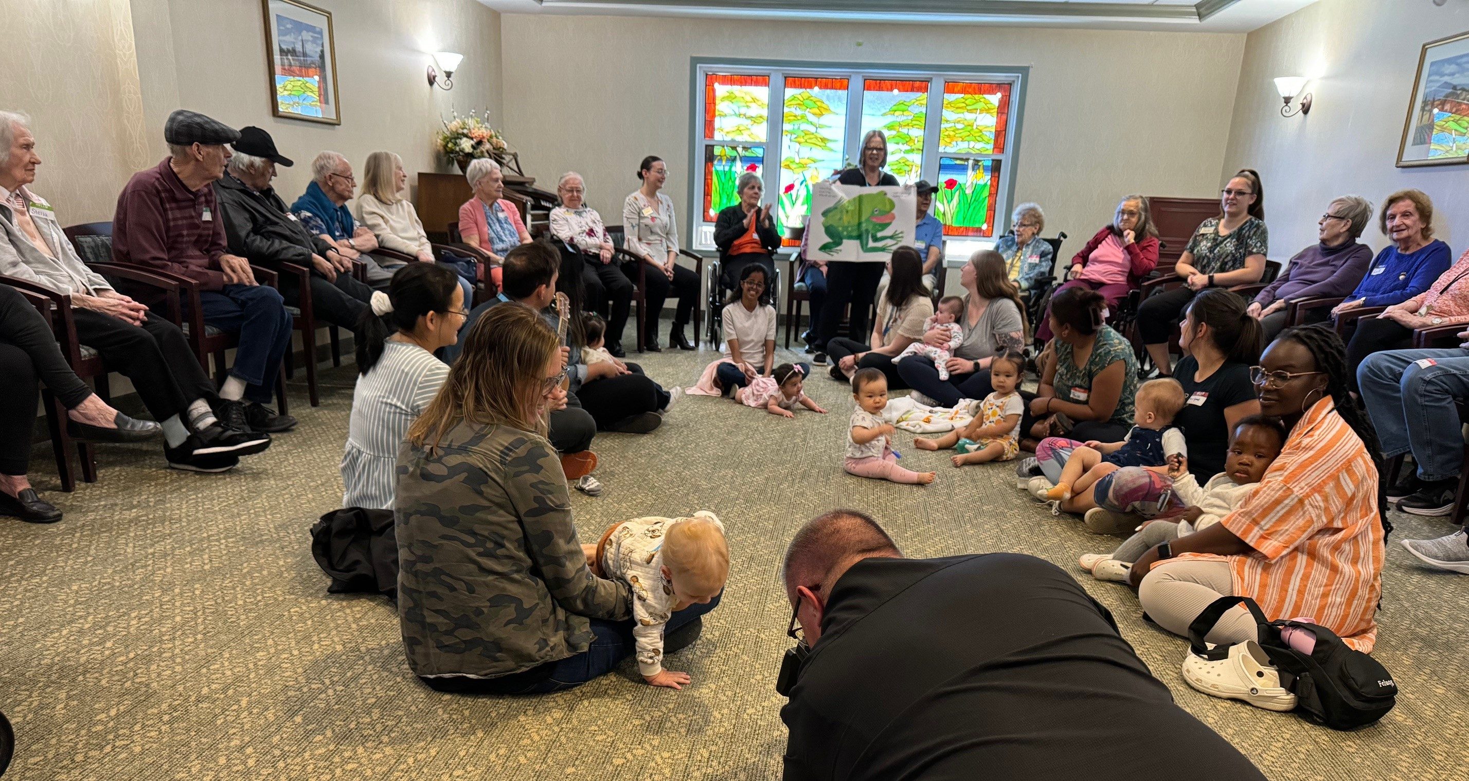 Когато Rutherford Heights Retirement Residence покани Обществената библиотека на Едмънтън