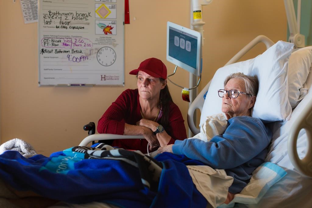 Повече от 400 пациенти са били принудени в старчески домове в