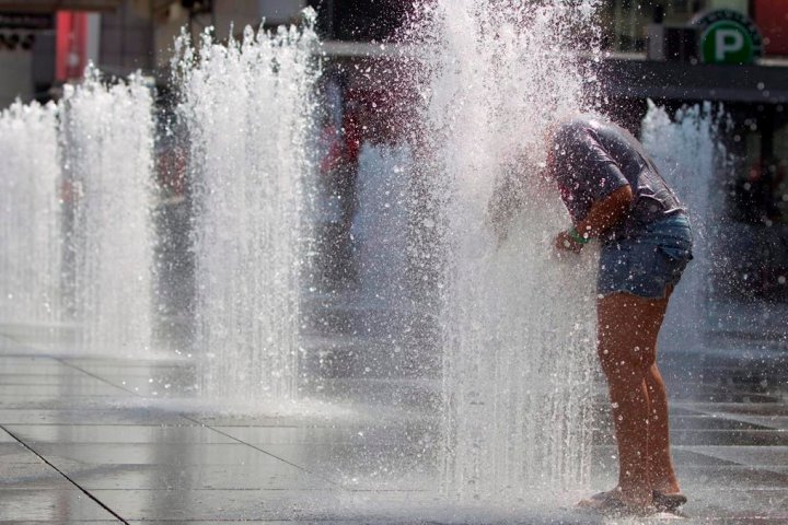 Extreme heat continues Wednesday in Ontario, Quebec: Environment Canada