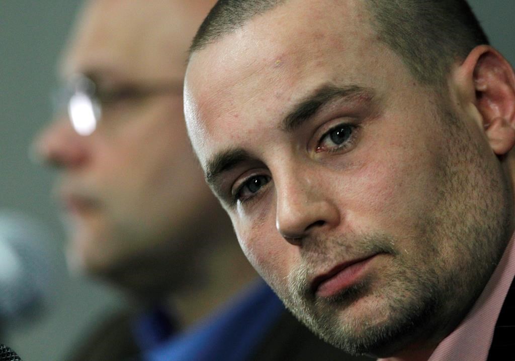 ТОРОНТО – Марк Савар бе нает от Торонто Мейпъл Лийфс