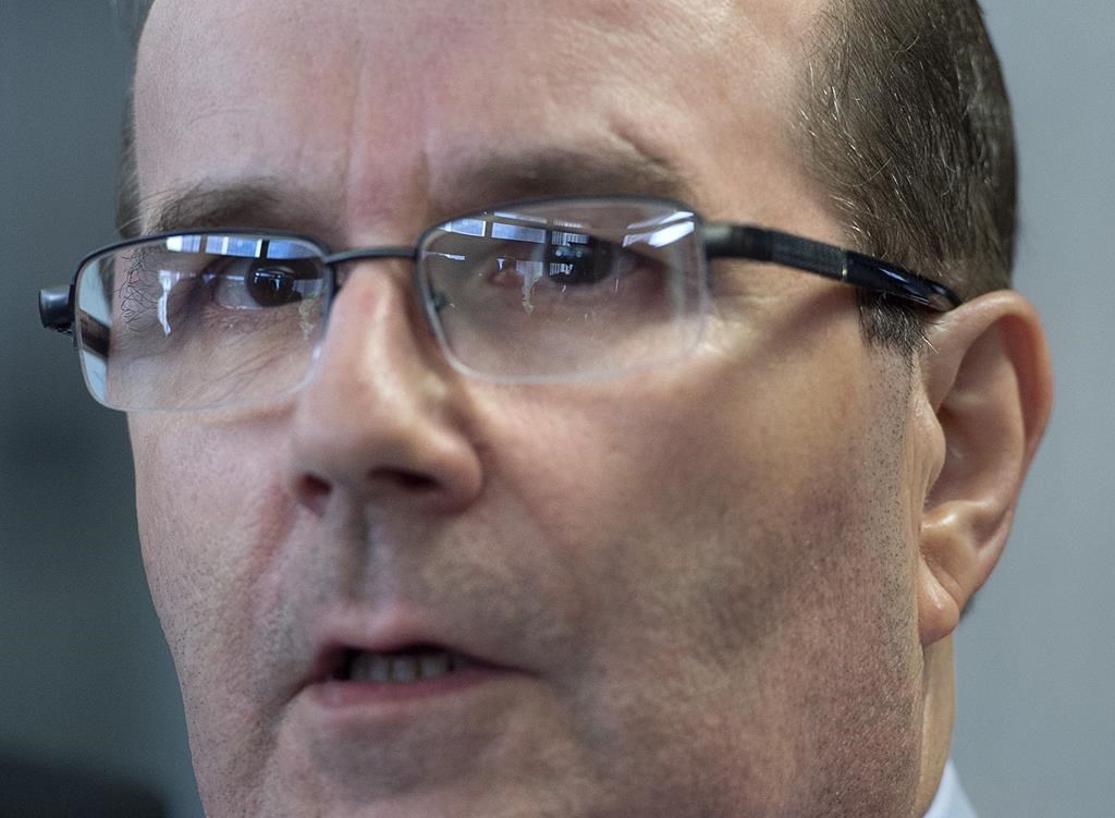 Полицейският пазач на Нова Скотия преговаря с гражданска агенция която