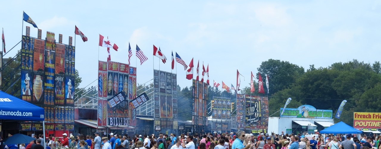 Независимо дали отивате за храна или дейности тази година Ribfest