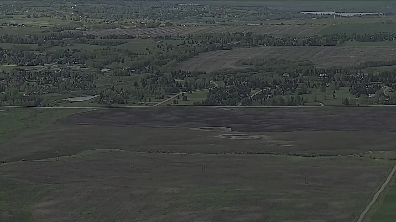 в КалгариТревен пожар близо до Calaway Park принуди заведението да