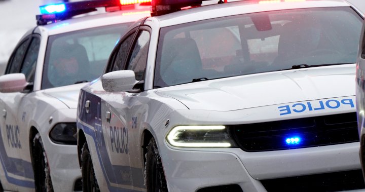 Полицията в Монреал съобщи че възрастна жена е била откарана