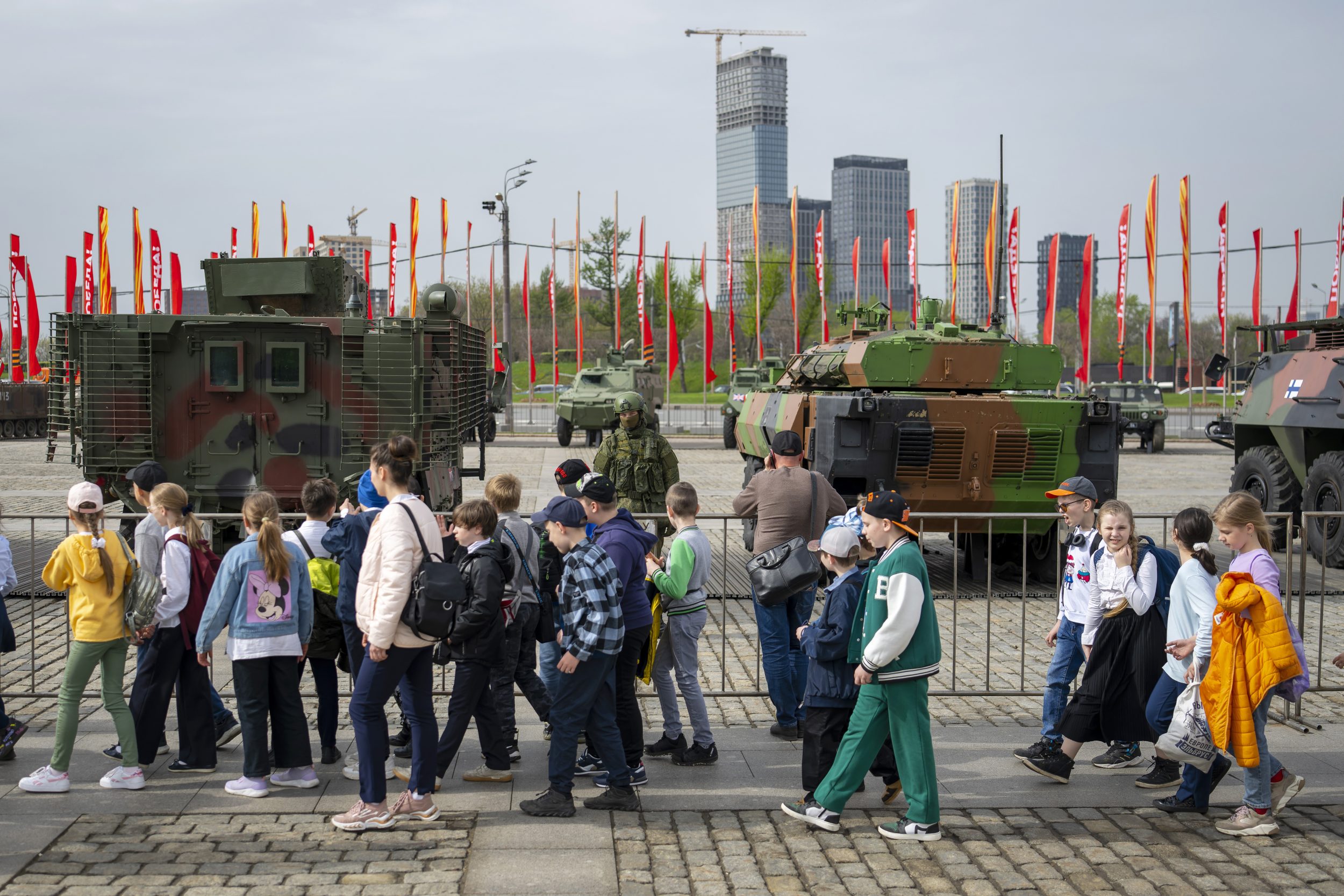 Русия засилва своите насилствени депортации на украински деца това лято