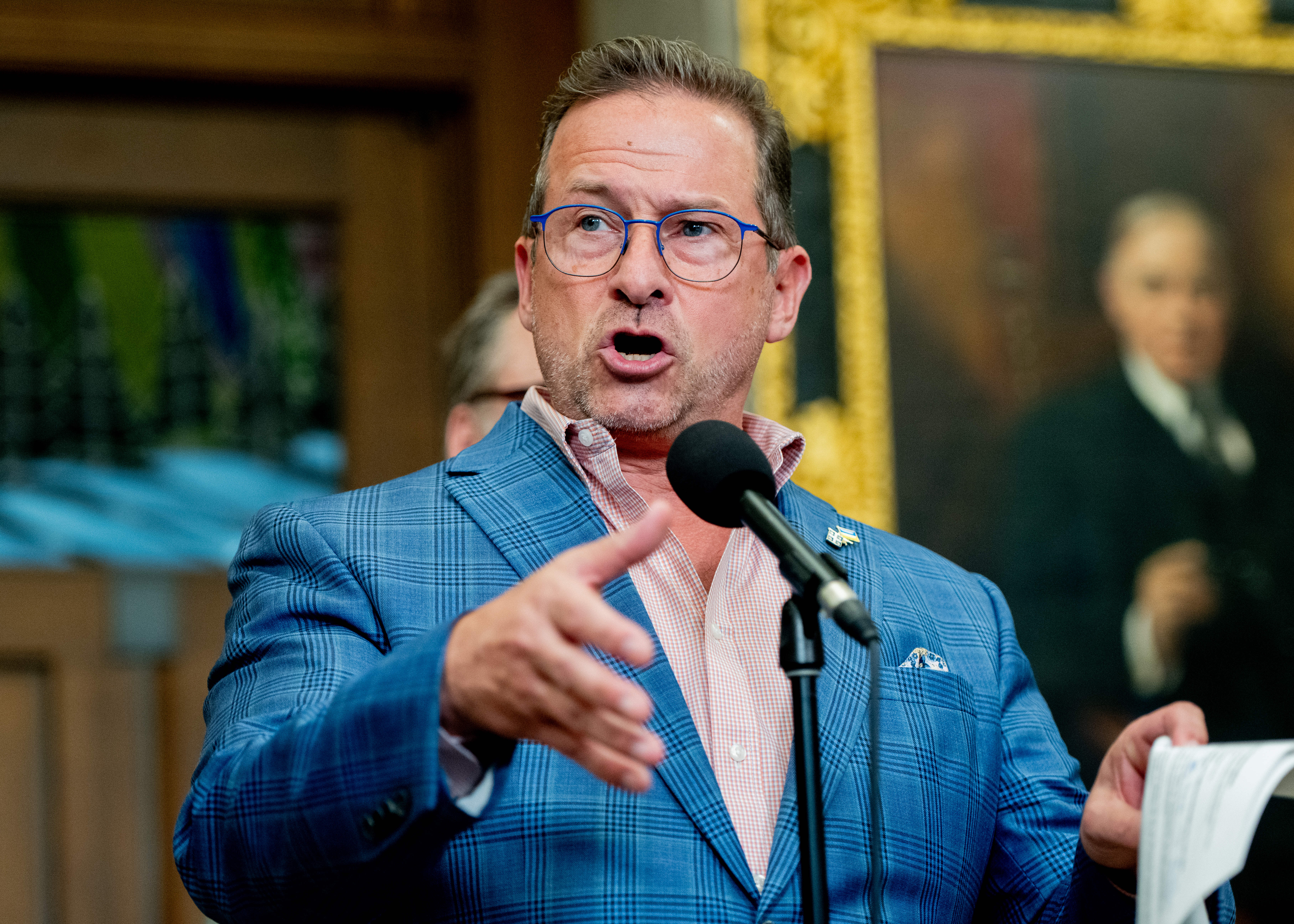 Опозиционните партии настояват публичното разследване на чуждестранна намеса да разследва