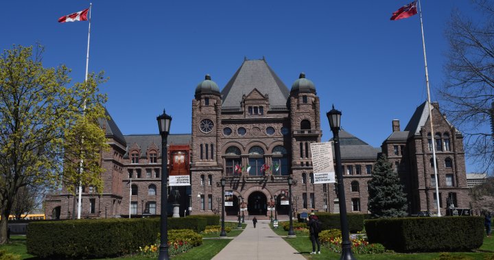 Законодателният орган на Онтарио става рано за удължена лятна ваканция