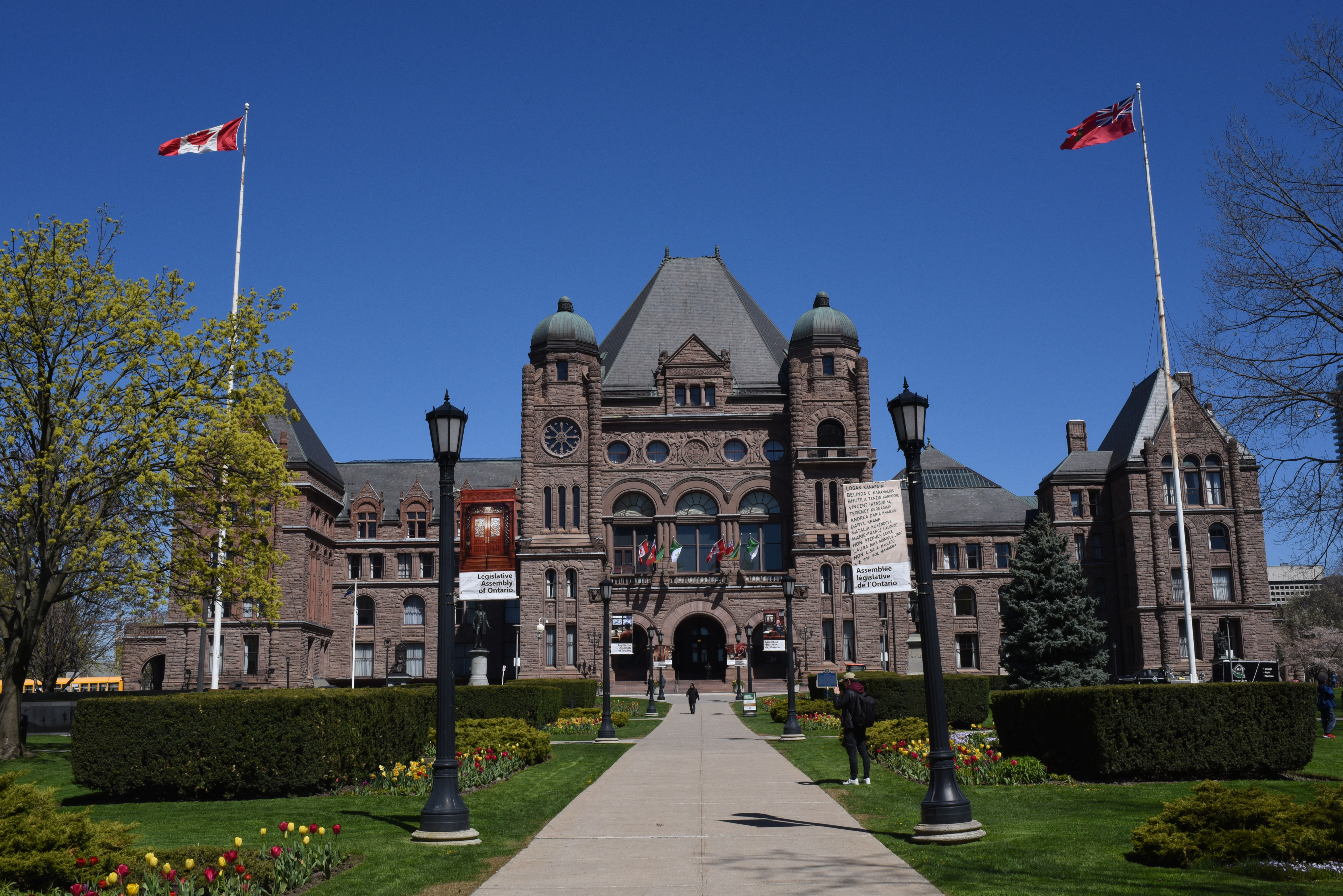 Ontario legislature rises early for extended summer break