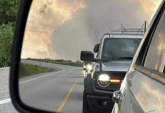 Waterbombers from Quebec and Ontario help Labrador fight wildfire, no rain expected for days