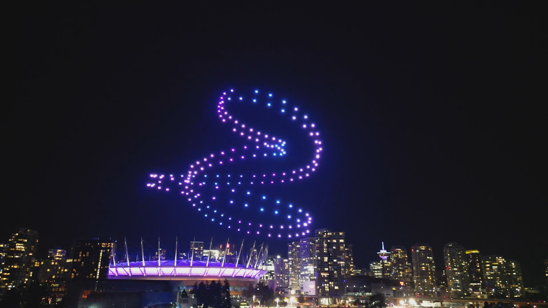 Хиляди хора бяха на False Creek във Ванкувър в събота