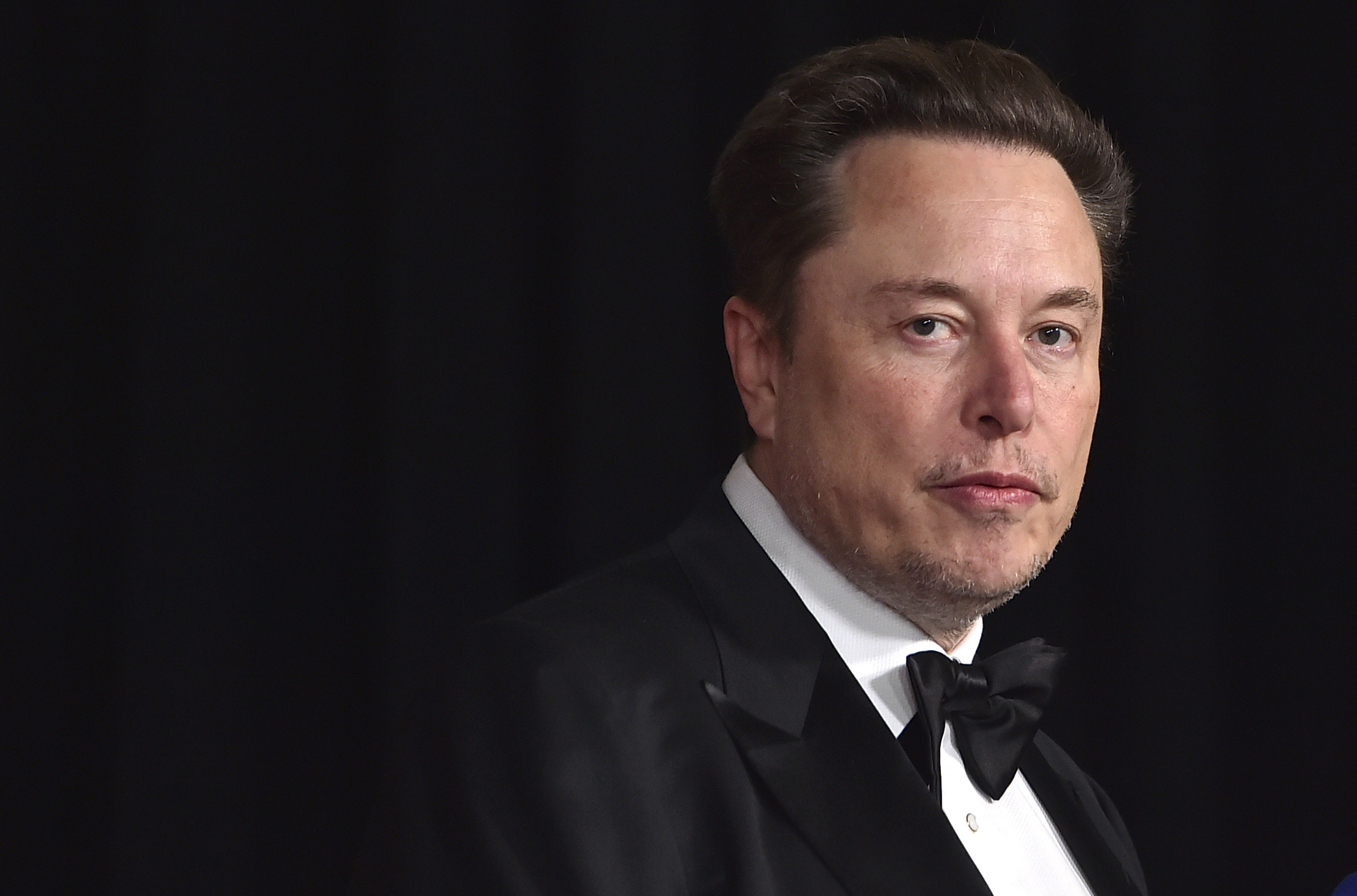 How much should Elon Musk get paid? Tesla shareholders to decide