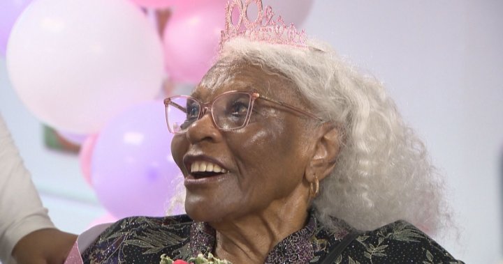 Забележителната Монреал Айвилайн Флеминг празнува 100-ия рожден ден