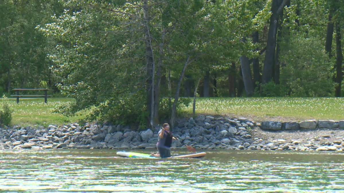 Calgarians will be trying to beat the heat this weekend, as outdoor water restrictions remain in place.