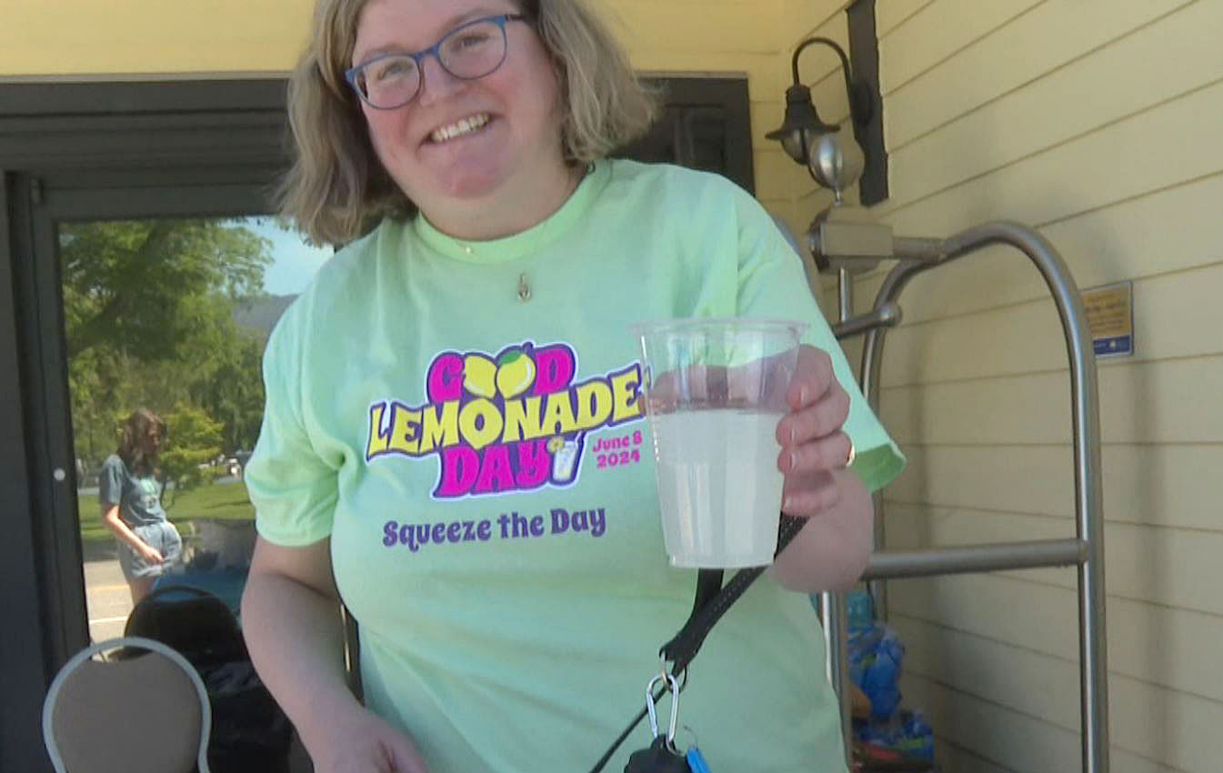 Good Lemonade Day fundraiser for JoeAnna’s House in Kelowna