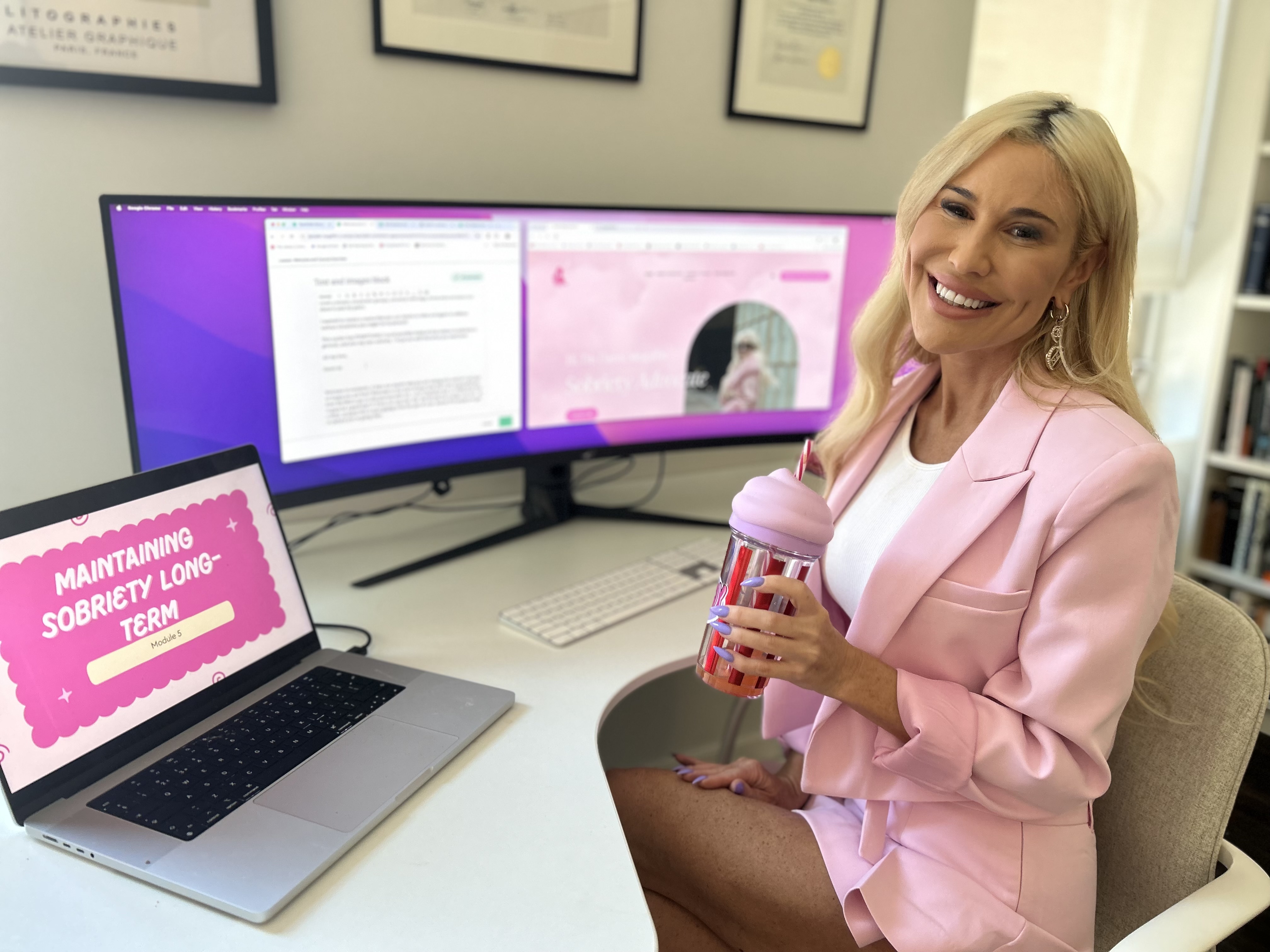 ПРЕДУПРЕЖДЕНИЕ Тази статия съдържа чувствителни описания относно самоубийството Моля прочетете