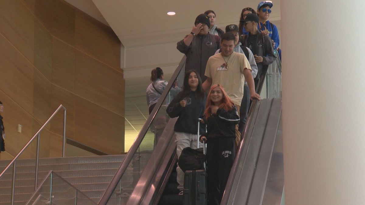 A group of youth return to Winnipeg