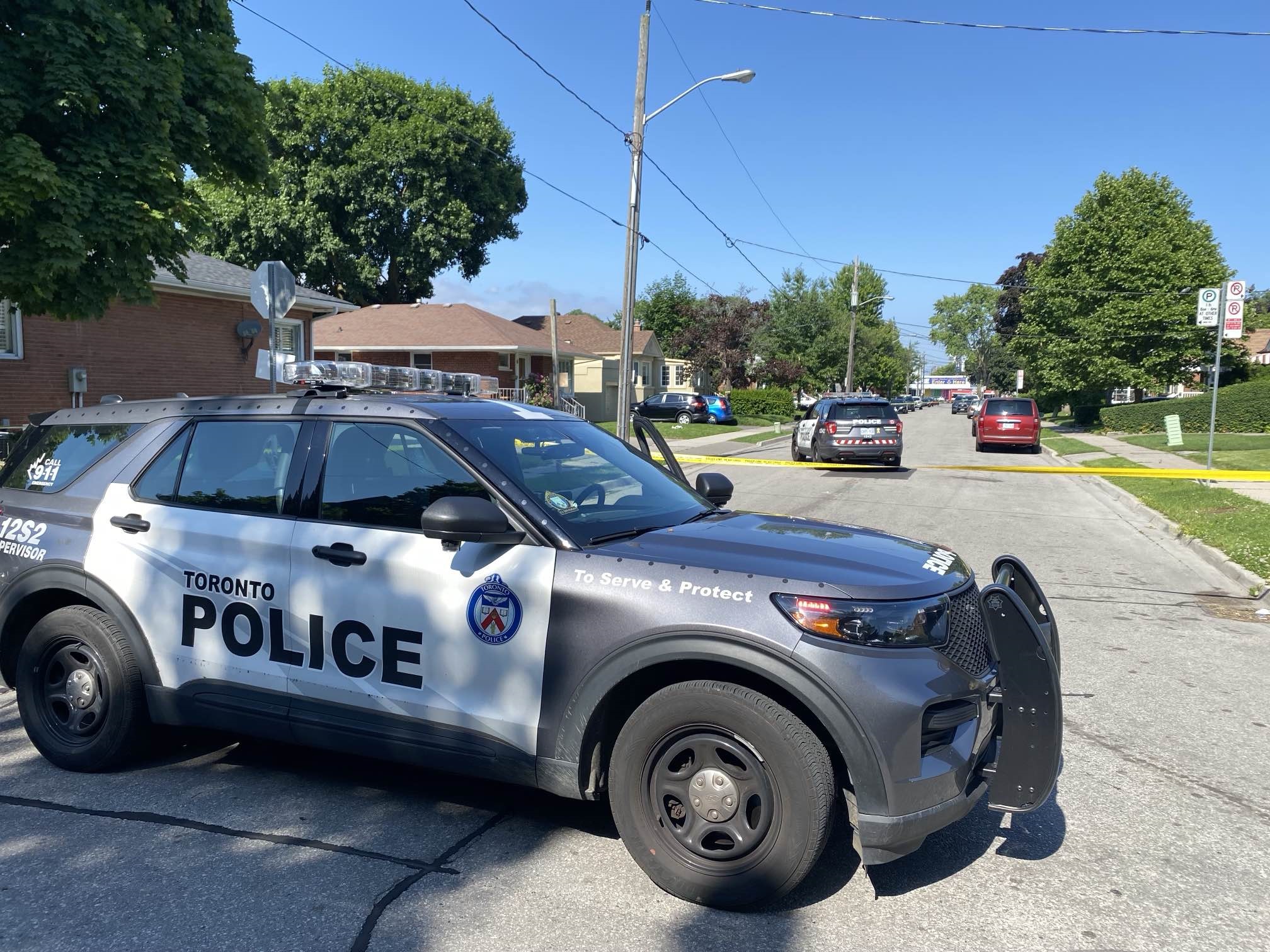 Fight involving 30 people in Toronto sends teen to hospital with stab wound: police