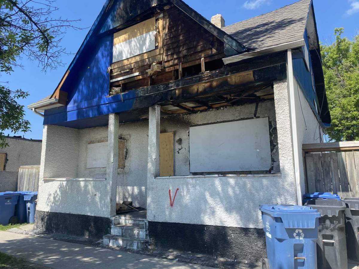An image of one of the currently vacant homes on Powers Street in Winnipeg that caught fire.