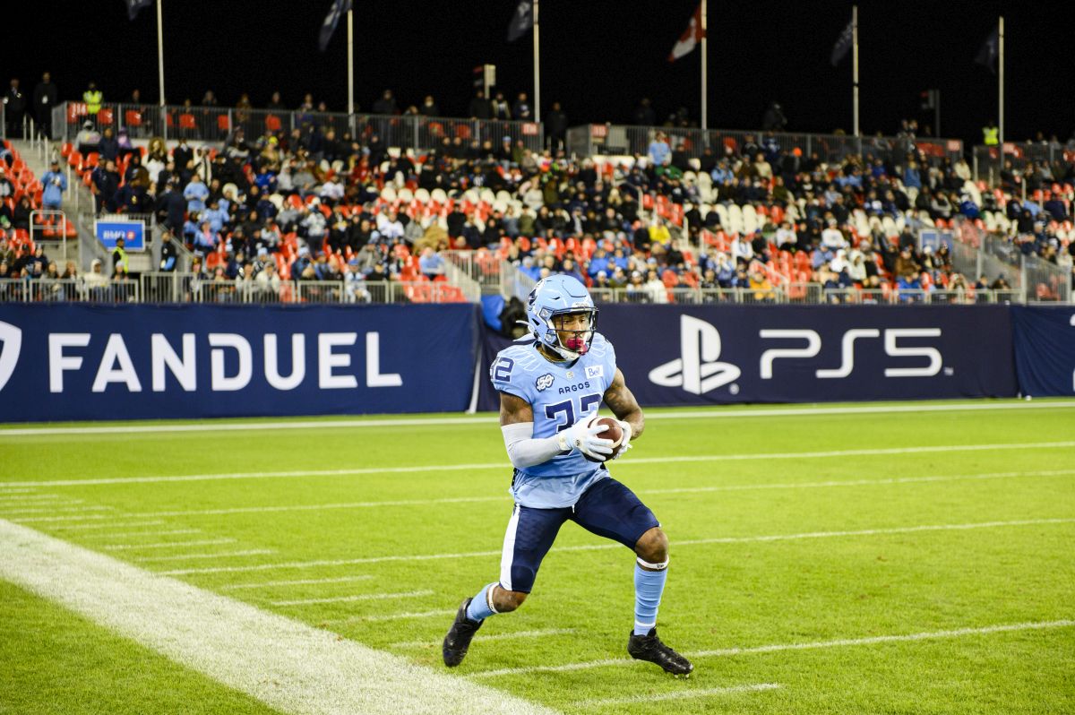 Toronto Argonauts running back Javon Leake (32) returns the ball during second half CFL action against the Ottawa Redblacks, in Toronto, Saturday, Oct. 14, 2023.