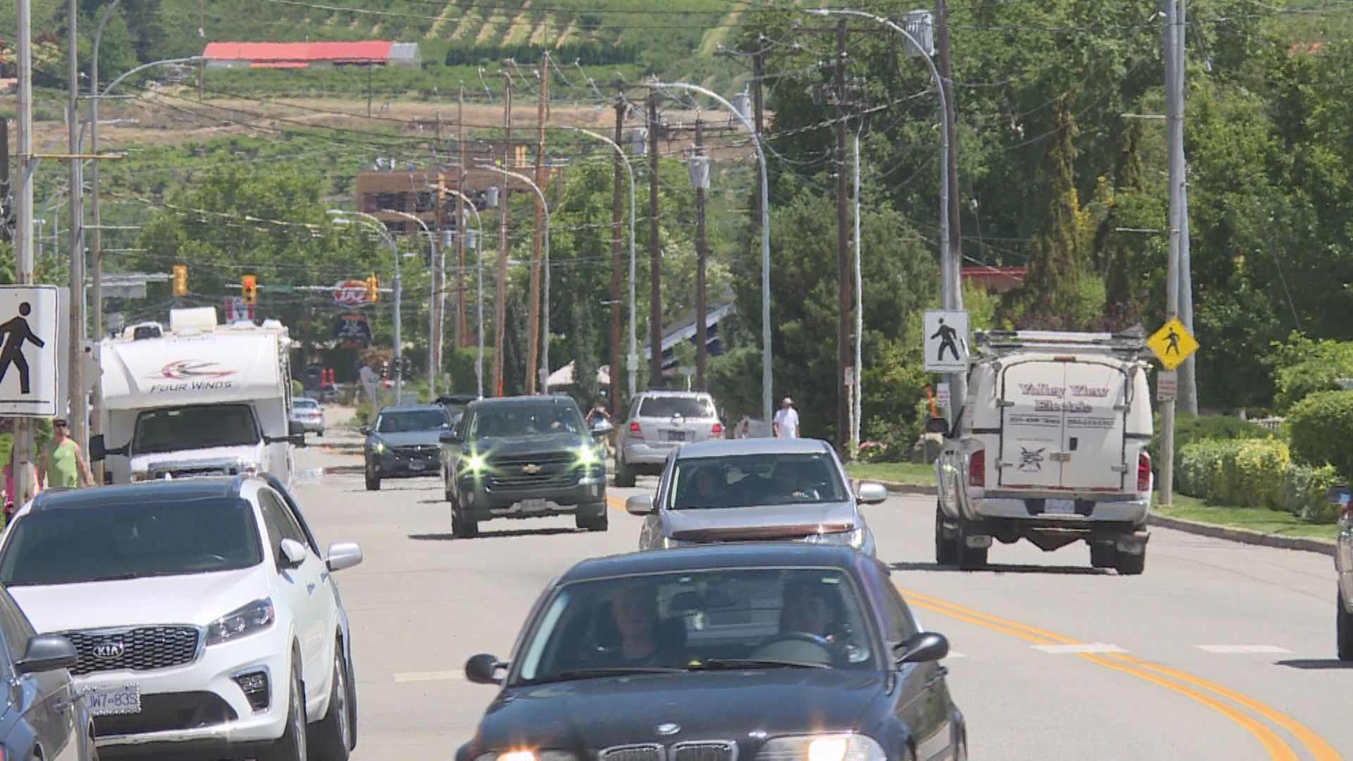 Сериозен инцидент с превозно средство който затвори главен път в