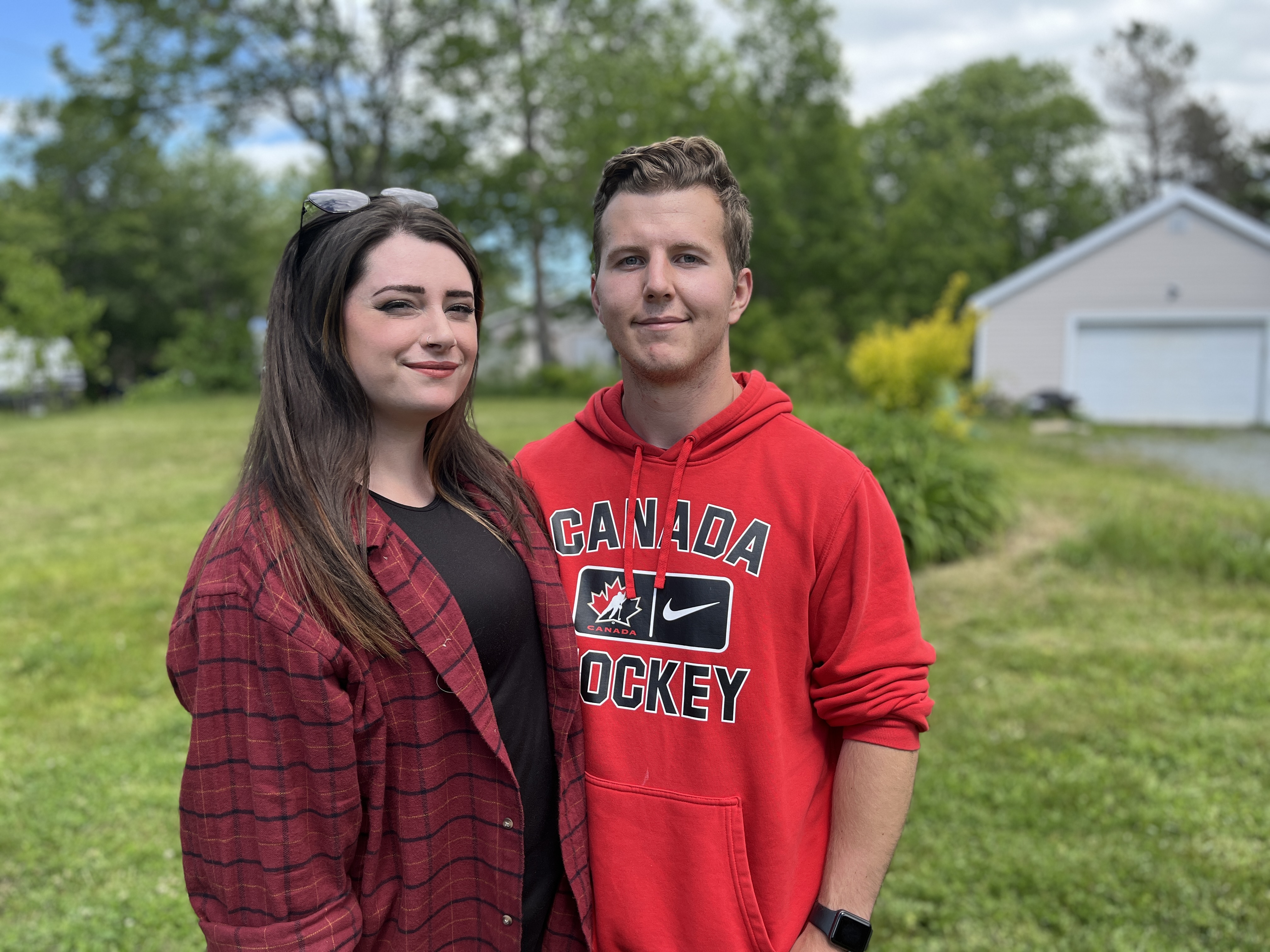 Двойка от района на Халифакс призовава общината да бъде по гъвкава