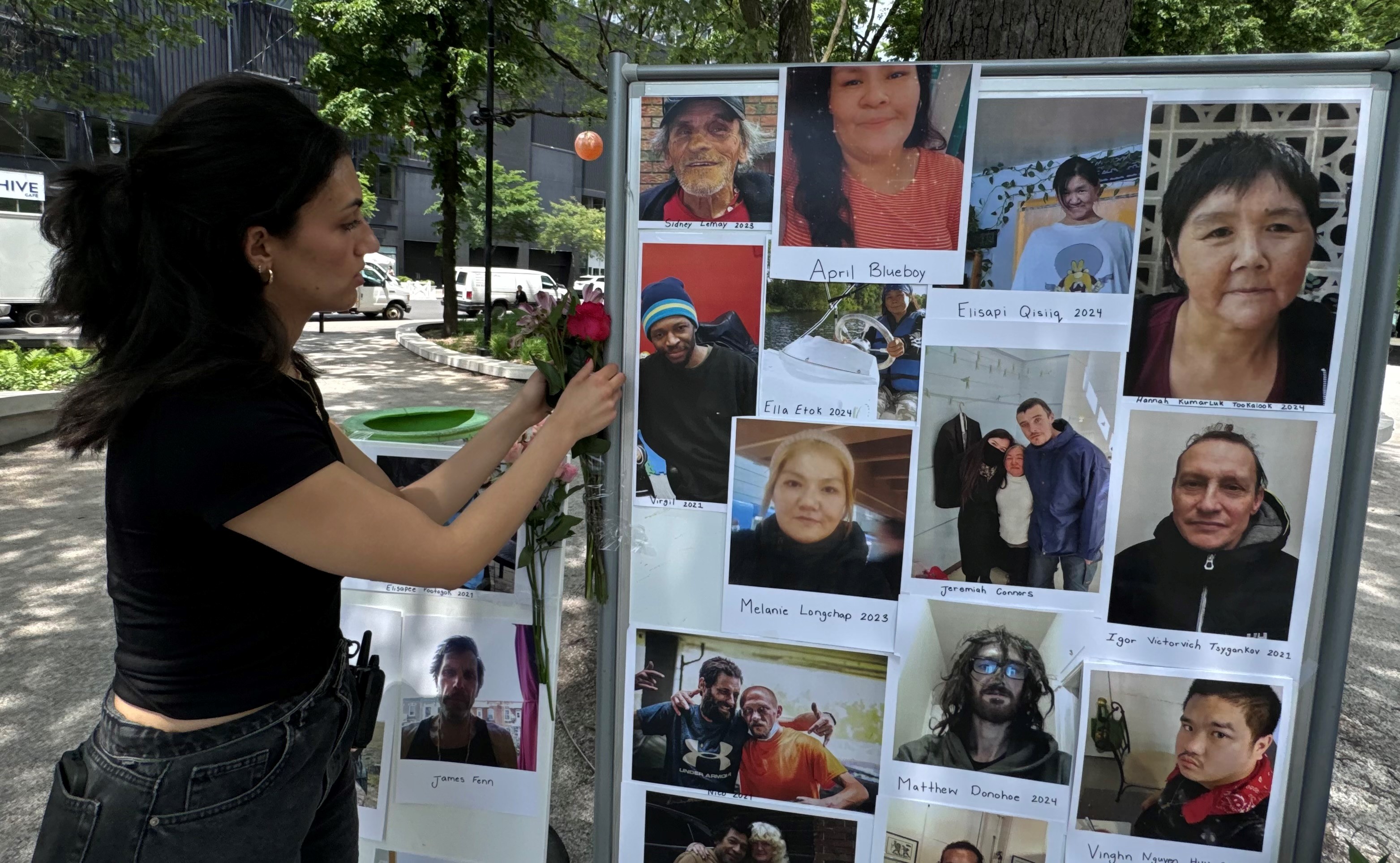 Homeless deaths a failure of the system, say Montreal advocates, as memorial held