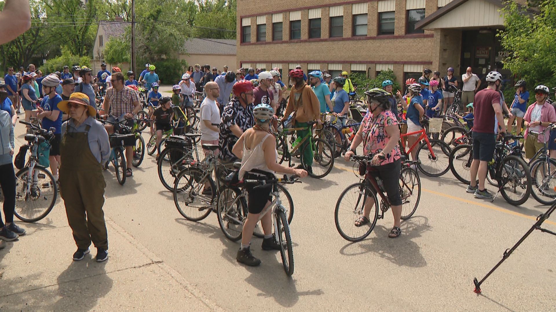 Ride For Your Life event draws hundreds to Saskatoon streets in rally for change