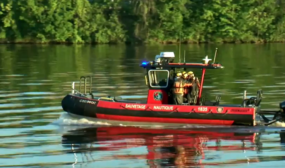 Montreal police recover body of man whose car plunged into river