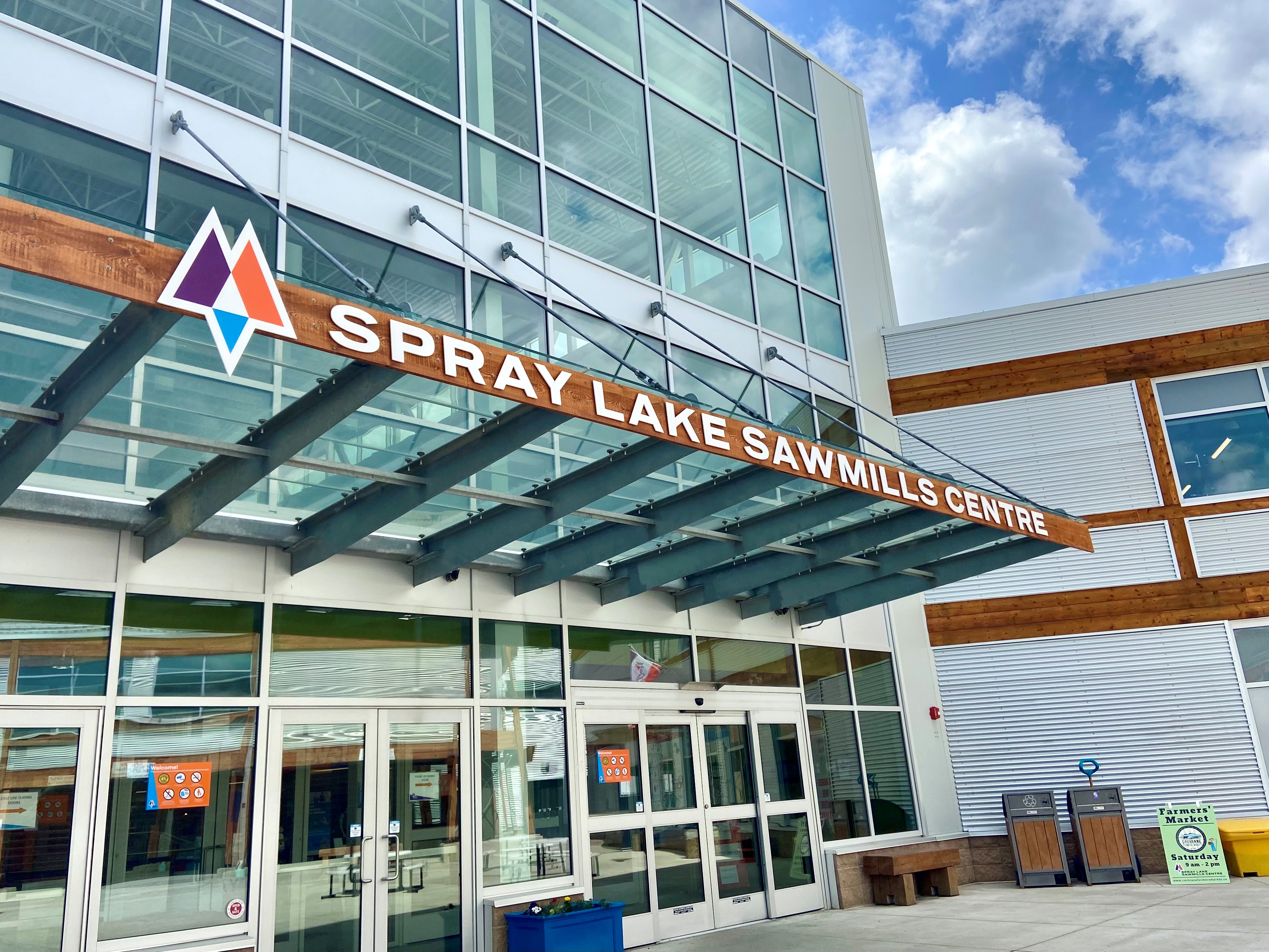 Тъй като много летни лагери и уроци по плуване са