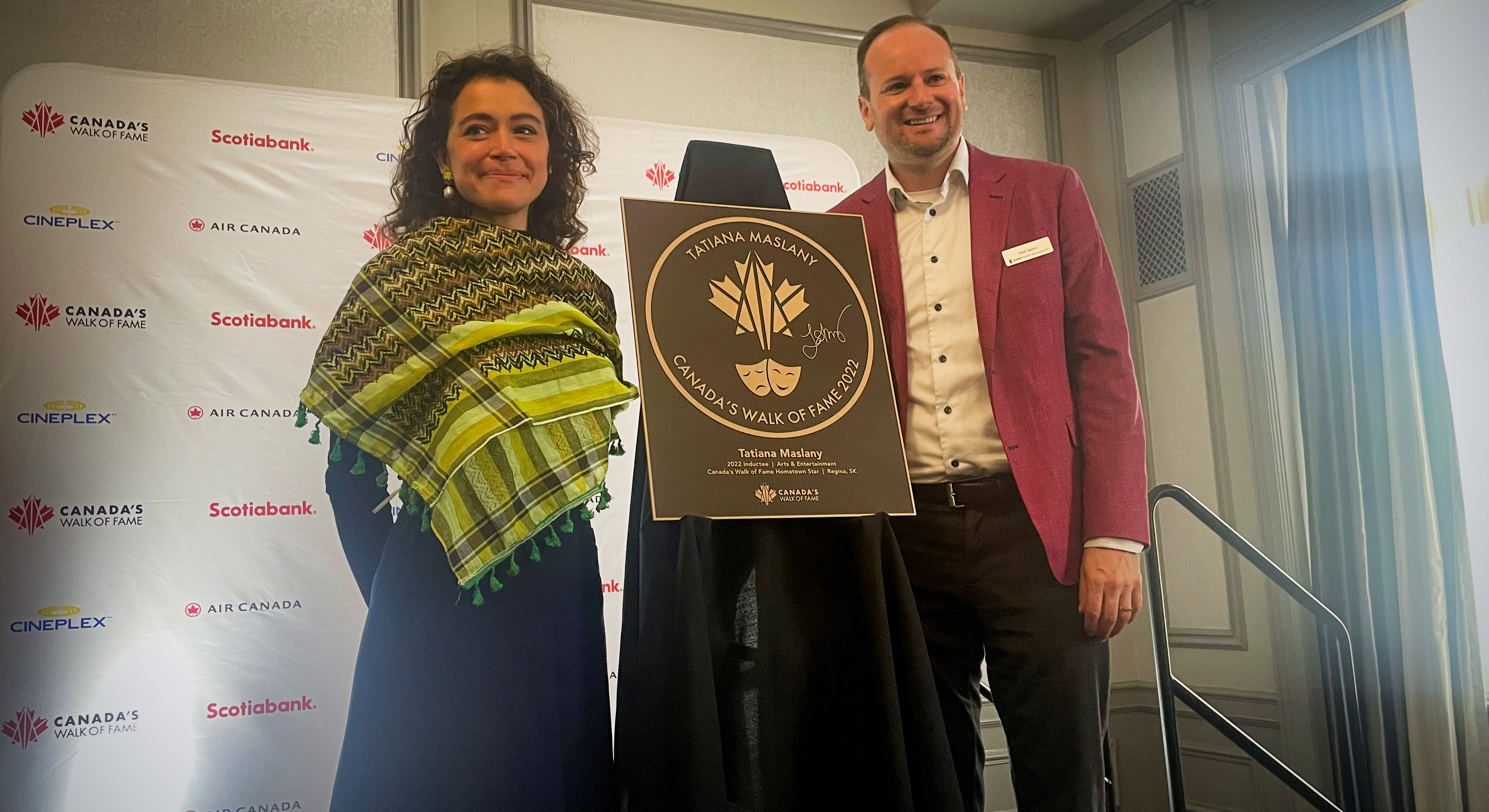 Докато светът може да познава аплодираната Tatiana Maslany от шоута