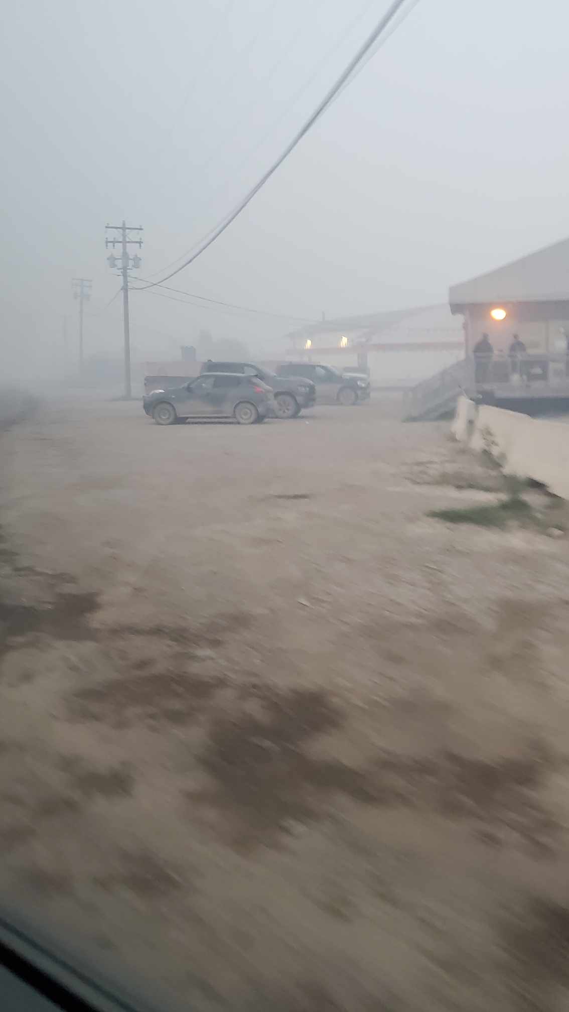 Горският пожар заплашващ Форт Гуд Хоуп в Северозападните територии все