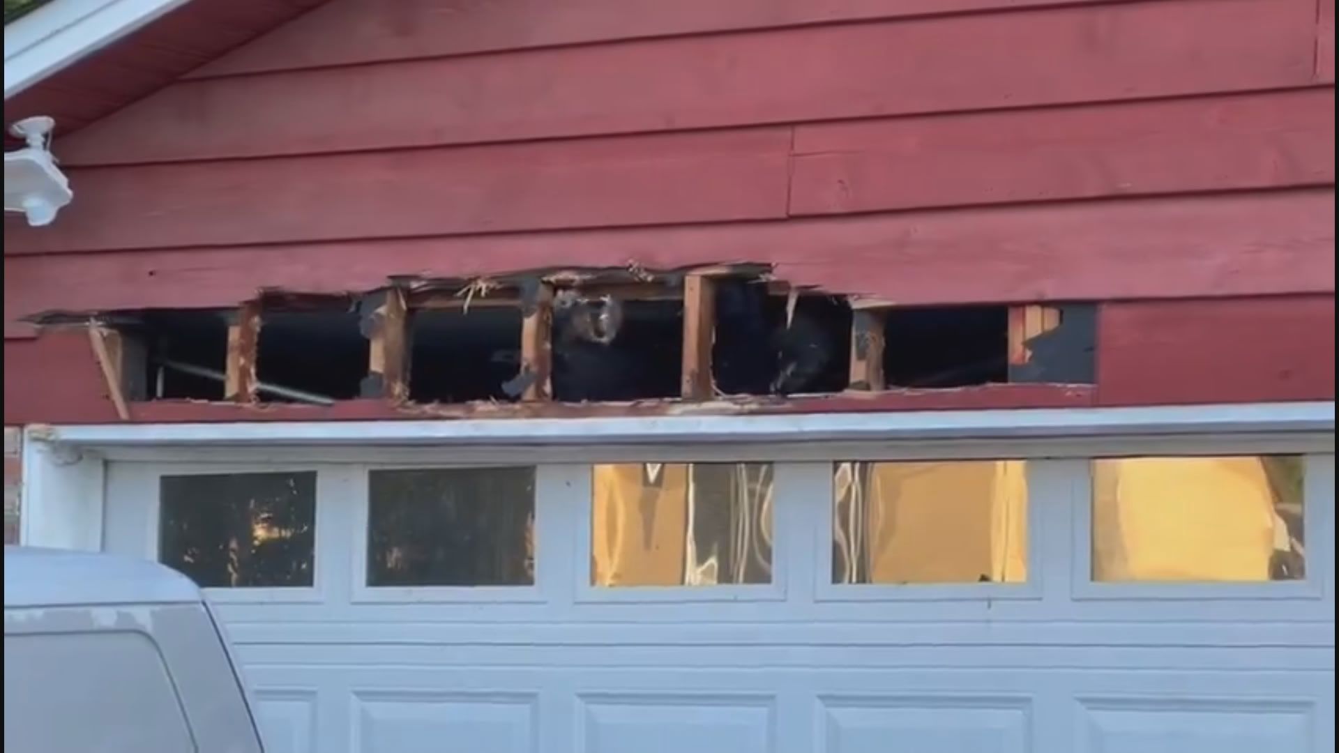 Собственик на жилище в Порт Кокуитлам Британска Колумбия беше доста